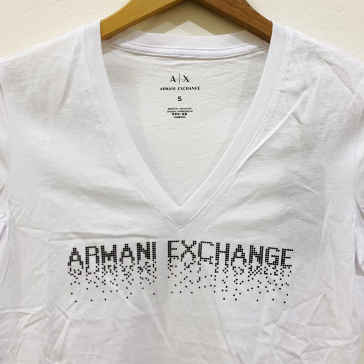 Áo Armani Exchange Graphic V-neck T-Shirt - Black/ White, Size XL - Shop  Mùa Xuân