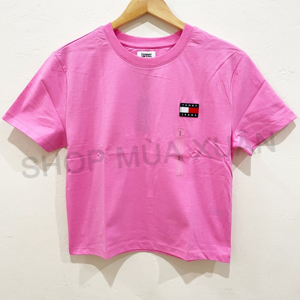Áo Tommy Jeans Tommy Badge CrewNeck T-Shirt - Pink, Size S