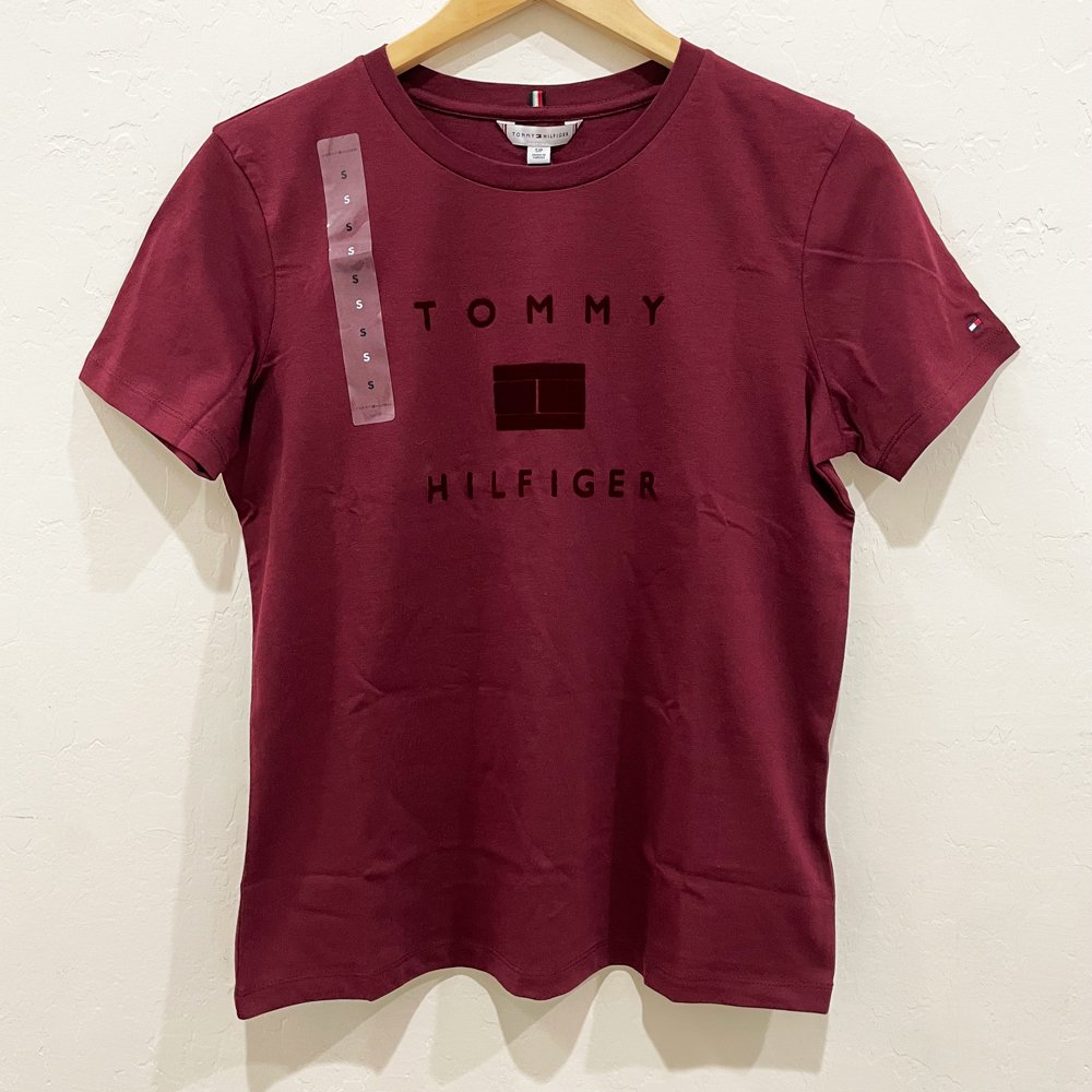 Áo Tommy Hilfiger Logo T-Shirt - Red Wine, Size M