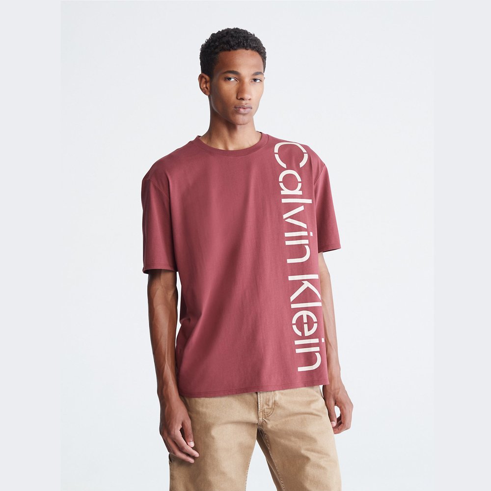Áo Calvin Klein Khakis Relaxed Fit Stencil Logo Crewneck T-Shirt - Wine, Size S