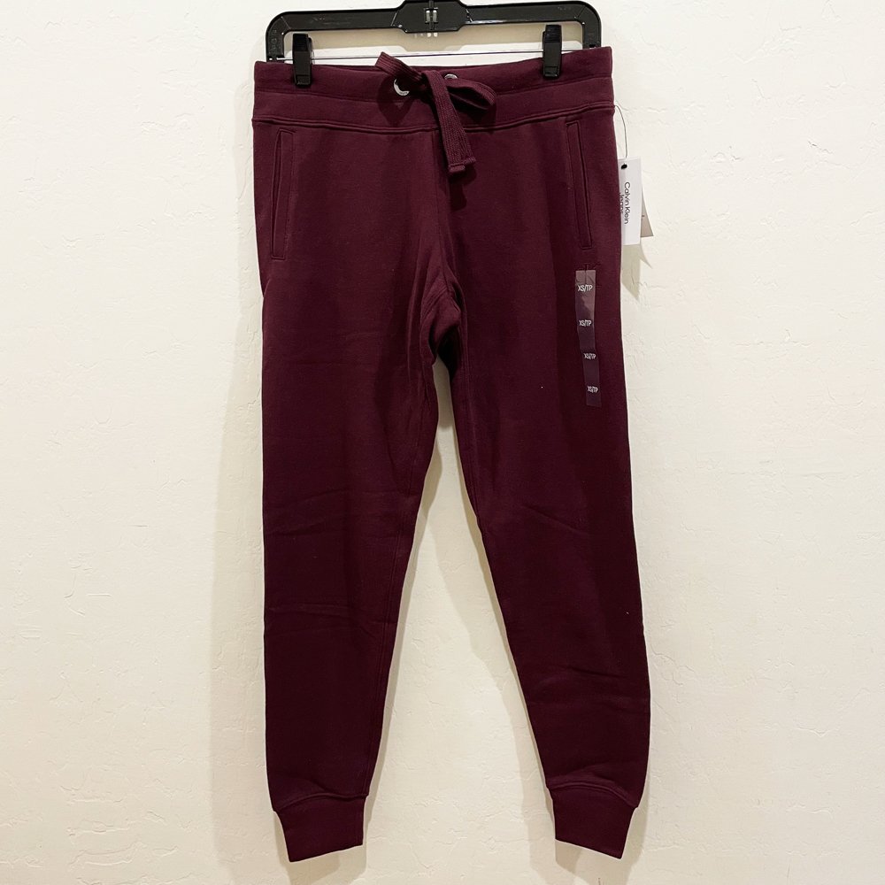 Quần Calvin Klein Women's Performance Embossed Joggers - Wine, Size XS