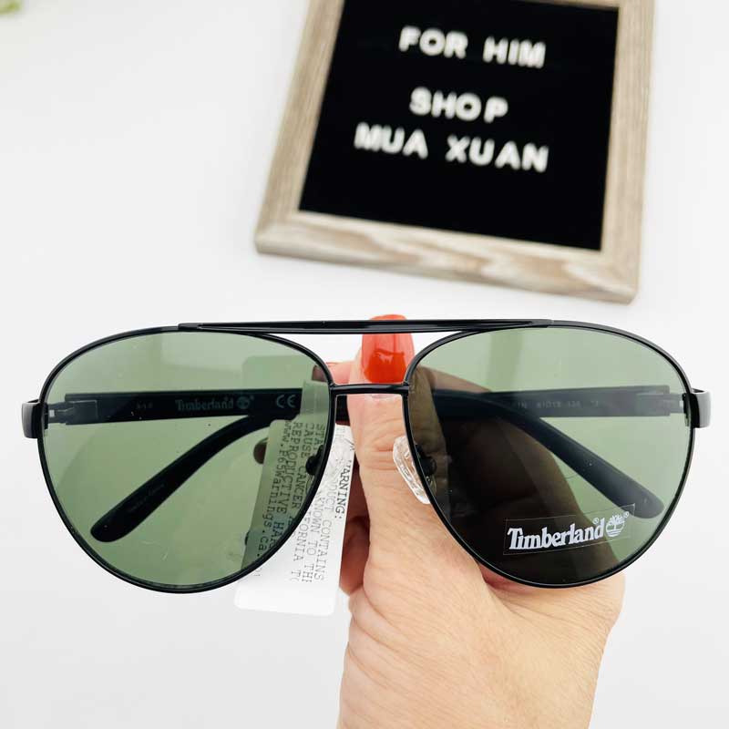 Kính mát Timberland Men's Metal Plastic Pilot Style Sunglasses , Black/Green