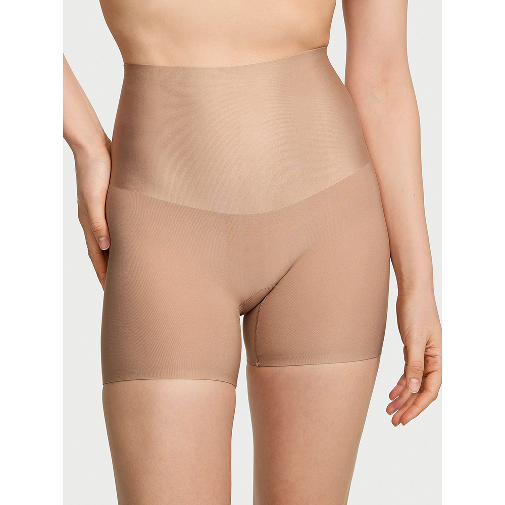 Quần định hình Victoria's Secret Smoothing Shimmer Shorts - Praline, Size L